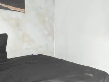 Chaturbate Live Sex Cam of luna_marron