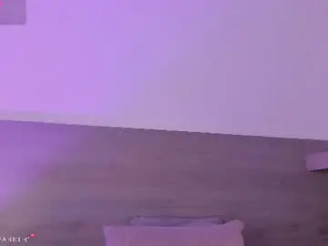Chaturbate Live Sex Cam of ariana__parker