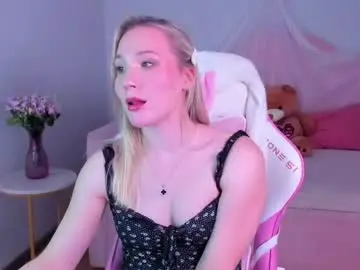 Chaturbate Live Sex of elaravoltage