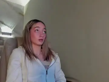 Chaturbate Adult Video Chat of lia_bloom22