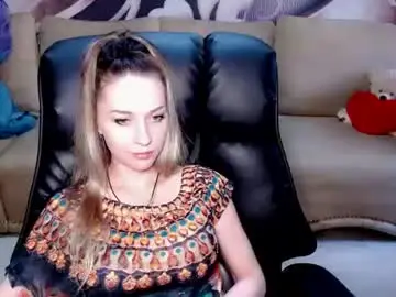 Chaturbate Live Sex Cam of lovellymalina