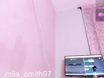 Chaturbate Nude Webcam of miia_smith97