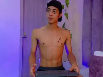 Chaturbate Watch Live Sex Cams of liam_mercurio