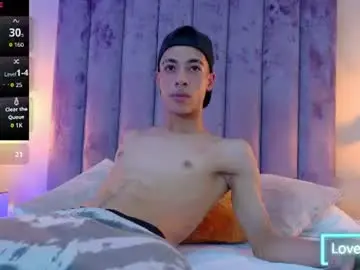Chaturbate Sex Cam of liam_mercurio