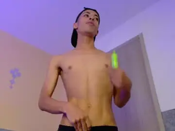 Chaturbate Free Live Porn of liam_mercurio