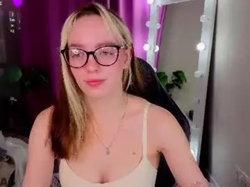 Chaturbate Free Live Porn of rockett_bunny
