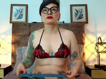 Chaturbate Adult Video Chat of kat_paradisse