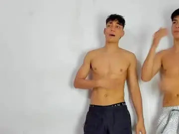 Chaturbate Best live sex cam show of sexys_boys18