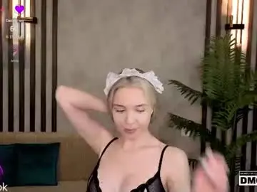 Chaturbate Watch Live Sex Cams of holl1would