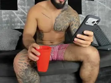 Chaturbate Best live sex cam show of leonidas_k18