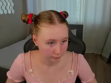 Chaturbate Live Sex Cam of lilitiny