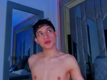 Chaturbate Best live sex cam show of sebax_00
