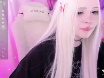 Chaturbate Live Sex Cam of selena___cute