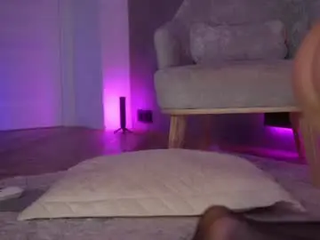 Chaturbate Free Porn Cam of tasha_allas