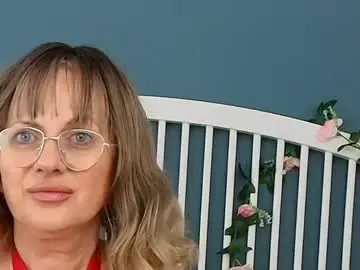 Chaturbate Adult Webcam of cougarmilf_