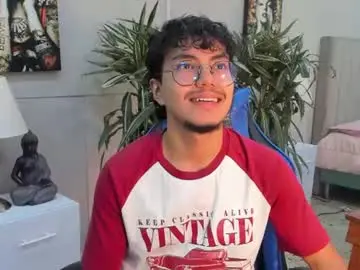 Chaturbate Best live sex cam show of kai_storn