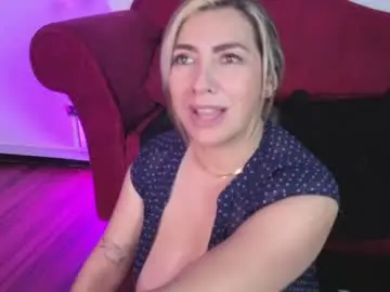 Chaturbate Best live sex cam show of isabella_lt