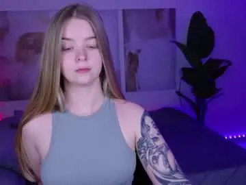 Chaturbate Live Sex Cam of sirenabloom