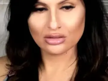 Chaturbate Live Sex Cam of kxaxmichelle