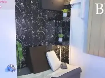 Chaturbate Live Sex Cam of dylanstonne1