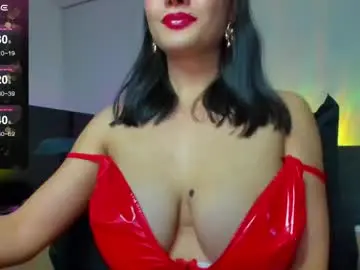 Chaturbate Live Sex Cam of savanna13