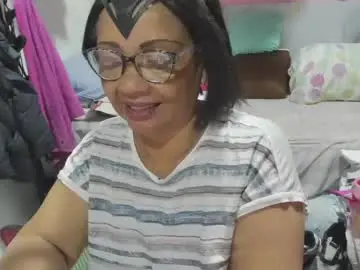 Chaturbate Best live sex cam show of mrs_mommy