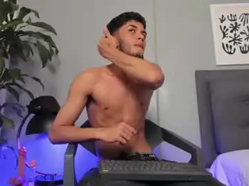 Chaturbate Sex Chat of tyler_fox_