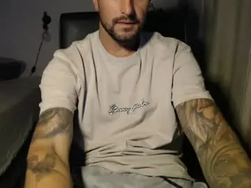 Chaturbate Free Porn Cam of nickmaxx541