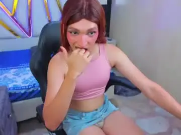 Chaturbate Watch Live Sex Cams of emmahiltton