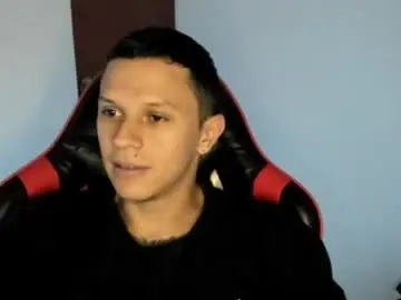 Chaturbate Live Porn of masterdave7