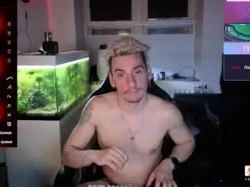 Chaturbate Watch Live Sex Cams of rayzel_white