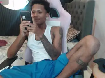 Chaturbate Live Sex Cam of man_sant11
