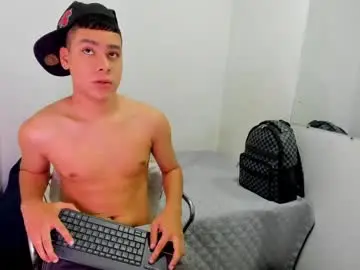 Chaturbate Adult Webcams of lucastorrez01