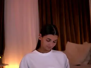 Chaturbate Best live sex cam show of luvcaprice