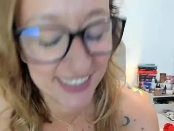 Chaturbate Live Sex Cam of sensual_btch1