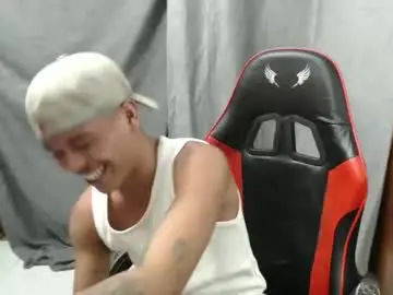 Chaturbate Sex Cam of itzme_jhonfred