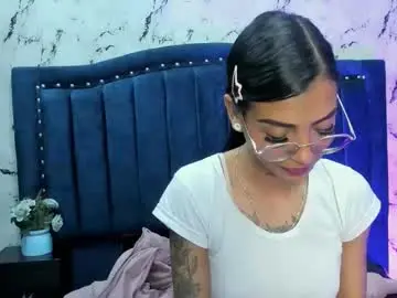 Chaturbate Watch Live Sex Cams of karlaslutskinny__