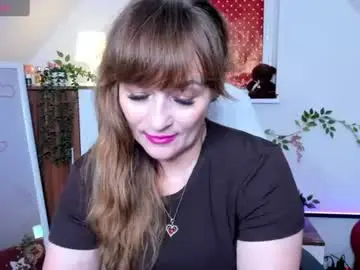 Chaturbate Live Sex Cam of naughtymilane