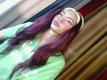 Chaturbate Live Sex of yourgoddessamy_