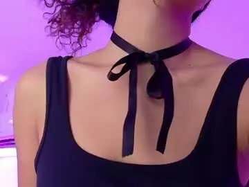 Chaturbate Adult Video Chat of playfuljust_18