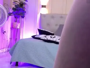 Chaturbate Watch Live Sex Cams of chloerossee