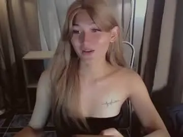 Chaturbate Live Sex Cam of virgenpearl