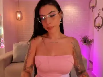 Chaturbate Free Porn Cam of christineford1