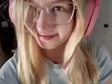 Chaturbate Watch Live Sex Cams of elizsnelson