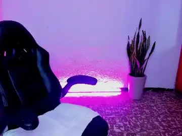 Chaturbate Adult Video Chat of shaaroonhillss1