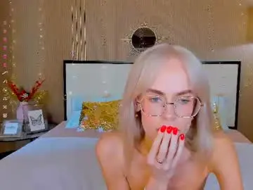 Chaturbate Watch Live Sex Cams of bellatip