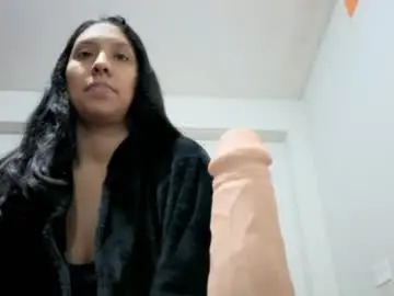 Chaturbate Watch Live Sex Cams of melody24_