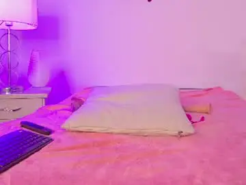 Chaturbate Live Sex Cam of dark_angell77