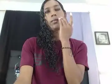 Chaturbate Free Live Porn of mia_hiills