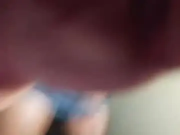 Chaturbate Live Sex Cam of masterleakypipe